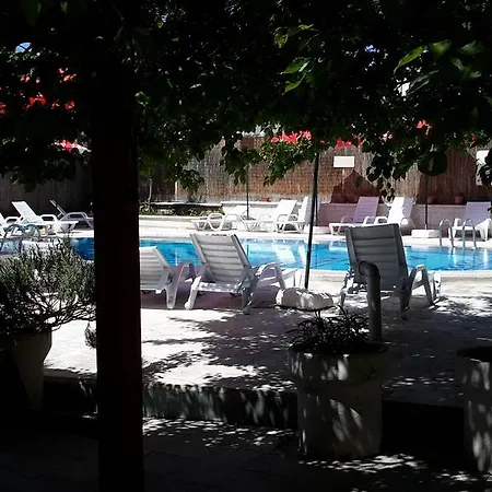 Bed & Breakfast Kose 3*