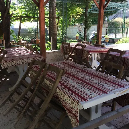 Bed & Breakfast Kose 3*